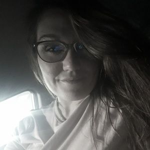 Meet your Posher, Rene